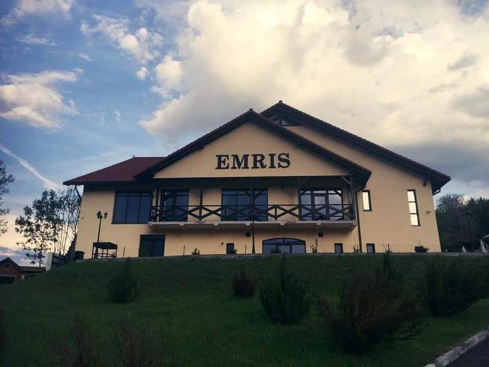Pensiunea Emris Spatac Kültér fotó